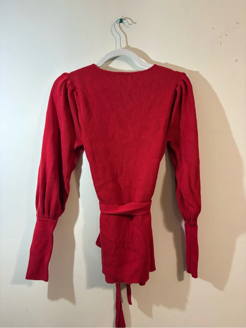 CAbi Cabaret Red Ribbed Chunky Knit Cardigan Sweater Women’s small Tie Waist